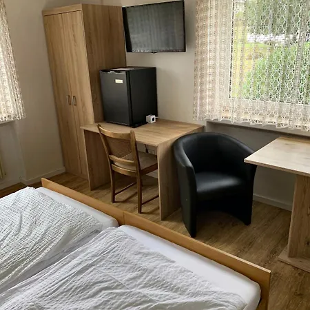 Penzion Gaestehaus Fries Blankenheim (North Rhine-Westphalia)